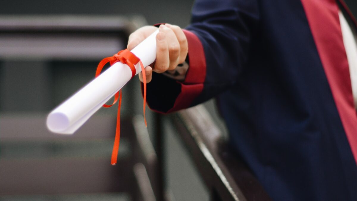 campuses with scholarship